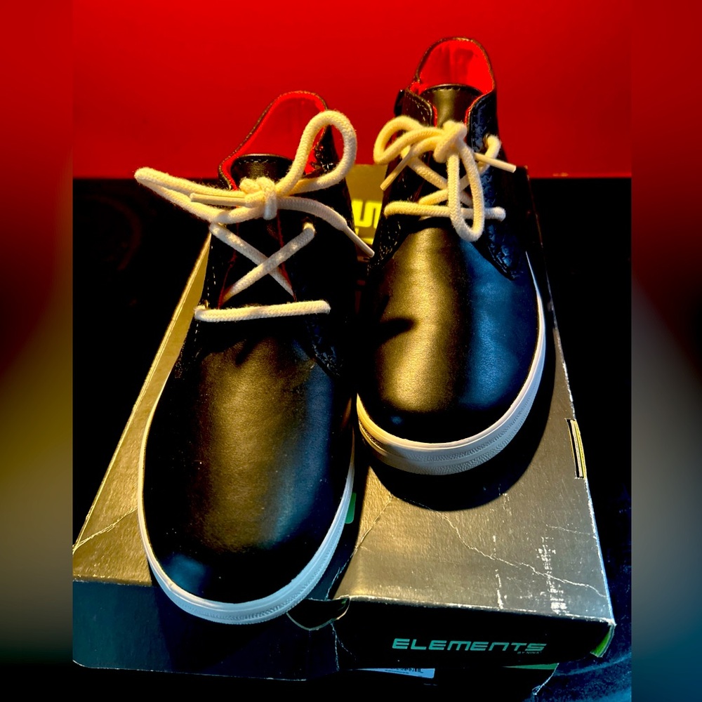 Elements by Nina Boys Darrion Embossed Size 4